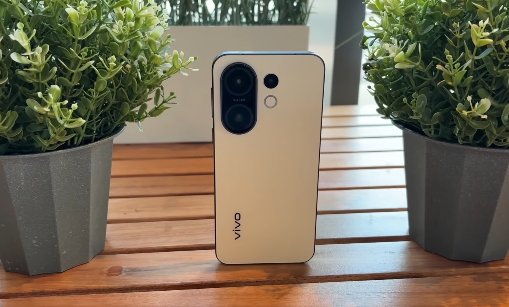 Vivo x200 FE